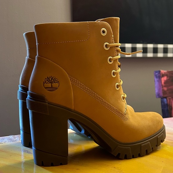 Timberland Lana Block Heel Wheat Nubuck Bootie Boots - Picture 5 of 15